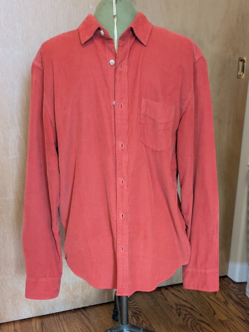 UNTUCKit Men's Coral Button-Down Shirt